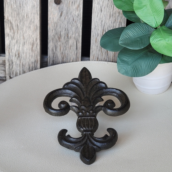 Cast Iron Black Fleur-de-Lis Wall Decor - Picture 5 of 7